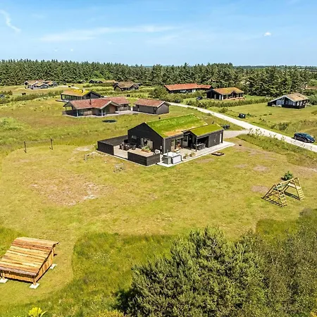 4 Star In Feriehus Saltum
